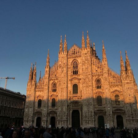 Duomo View Design Studio R&R Apartment Milano Exterior foto